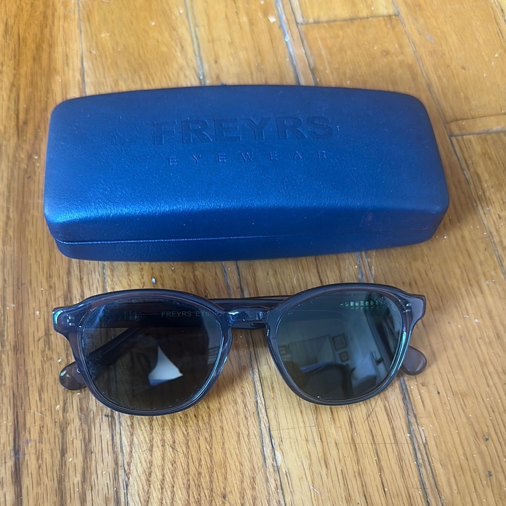 Black Sunglasses for Women